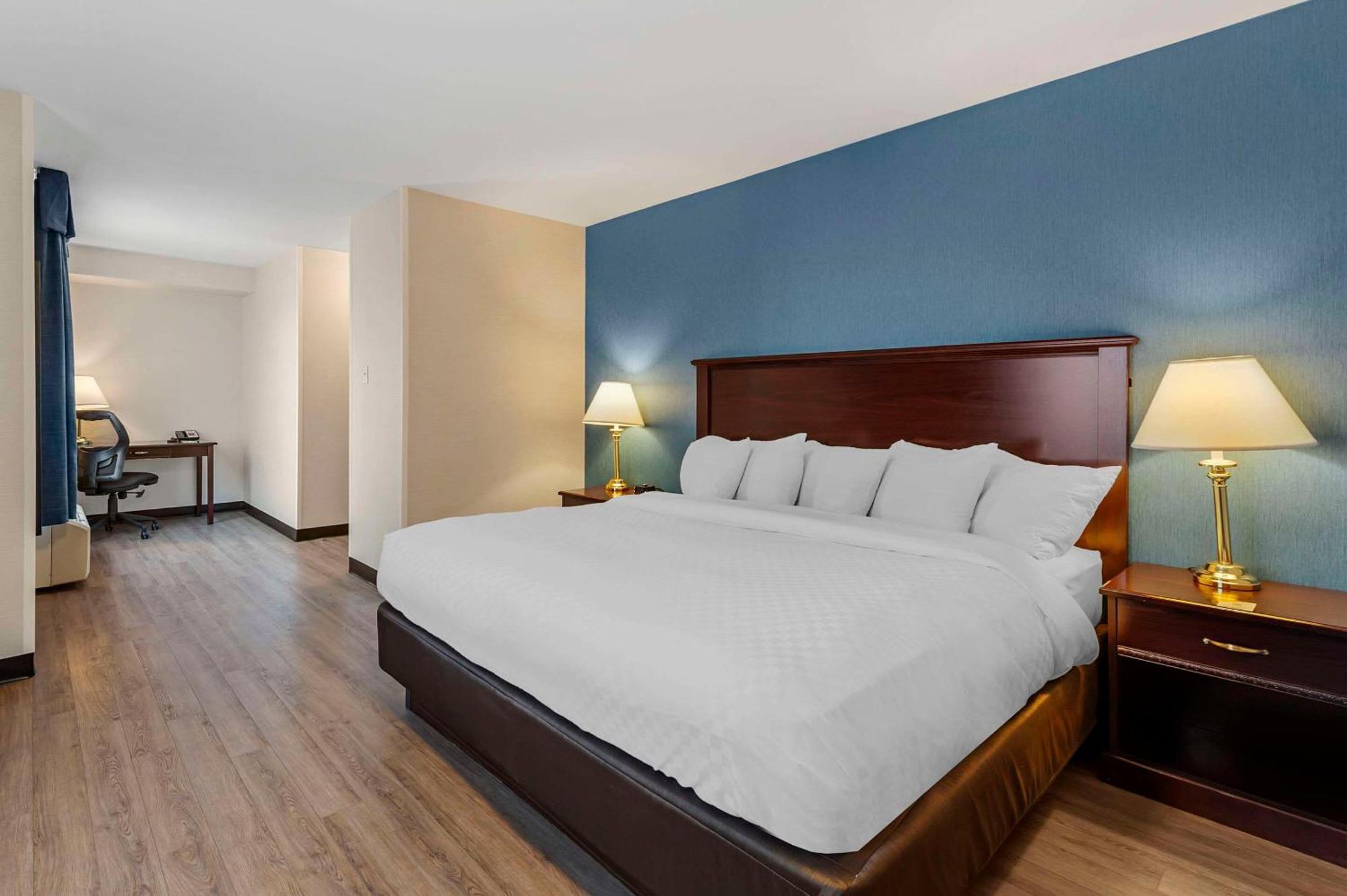 Quality Inn Ottawa Esterno foto